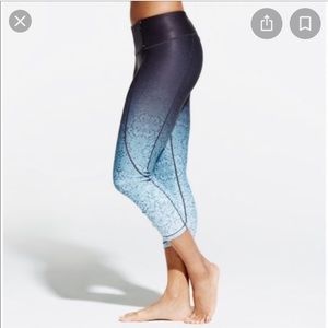 CALIA dark blue ombré capris leggings